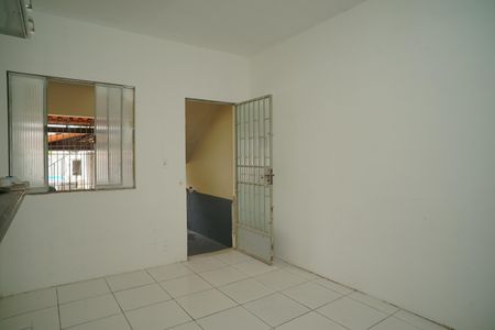 Cozinha de casa para alugar com 3 quartos, 360m² em Pindobas, Maricá