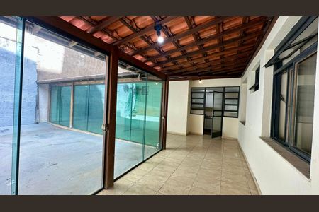 Apartamento para alugar com 250m², 4 quartos e 2 vagas Apartamento para alugar com 250m², 4 quartos e 2 vagasÁrea privativa