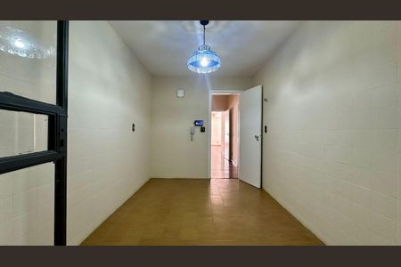 Apartamento para alugar com 250m², 4 quartos e 2 vagas Apartamento para alugar com 250m², 4 quartos e 2 vagasCopa