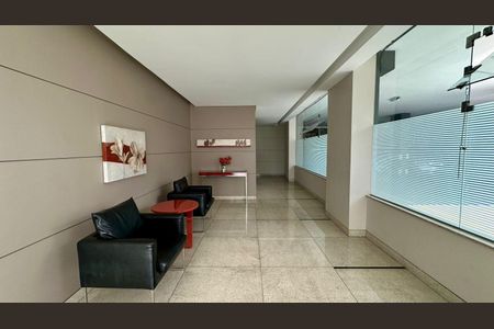 Apartamento para alugar com 250m², 4 quartos e 2 vagas Apartamento para alugar com 250m², 4 quartos e 2 vagasHall social