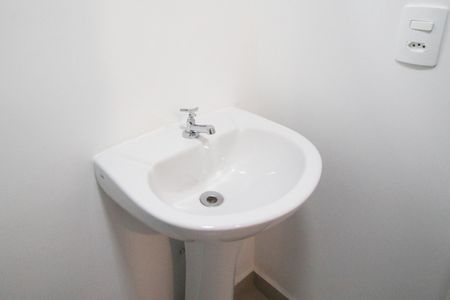 Apartamento para alugar com 30m², 1 quarto e sem vaga Apartamento para alugar com 30m², 1 quarto e sem vagaBanheiro