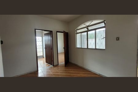 sala de casa à venda com 3 quartos, 180m² em Santa Fé, Betim