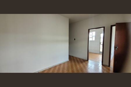Casa à venda com 180m², 3 quartos e 2 vagassala 