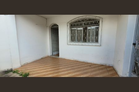 Casa à venda com 180m², 3 quartos e 2 vagasvaranda 