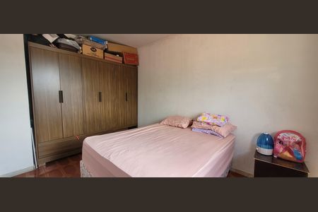 Casa à venda com 179m², 3 quartos e 2 vagas Casa à venda com 179m², 3 quartos e 2 vagassuite