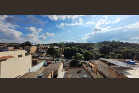 Casa à venda com 179m², 3 quartos e 2 vagas Casa à venda com 179m², 3 quartos e 2 vagasvista quarto 2