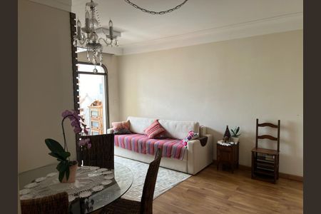 Apartamento à venda com 1 quarto, 60m² em Cambuí, Campinas