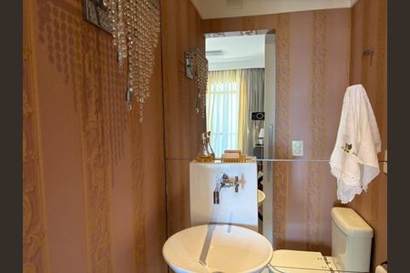 Apartamento à venda com 1 quarto, 60m² em Cambuí, Campinas