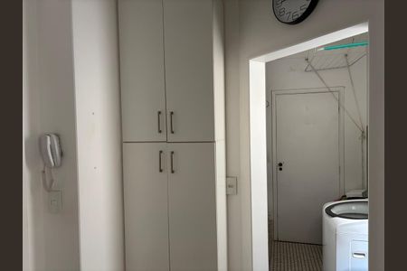 Apartamento à venda com 1 quarto, 60m² em Cambuí, Campinas