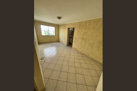 Sala de apartamento para alugar com 2 quartos, 56m² em Vila Irmaos Arnoni, São Paulo