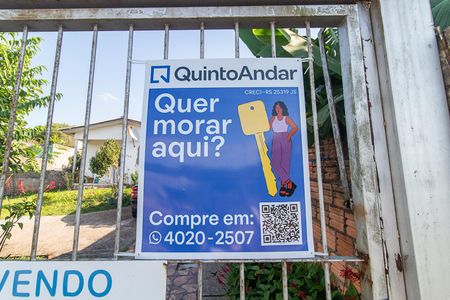 Casa à venda com 170m², 2 quartos e 2 vagasFachada