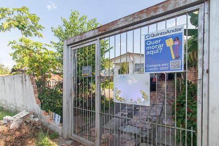 Casa à venda com 170m², 2 quartos e 2 vagasFachada