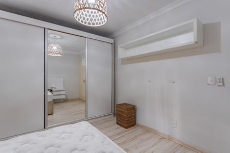 Quarto 2 de apartamento à venda com 2 quartos, 53m² em Auxiliadora, Porto Alegre
