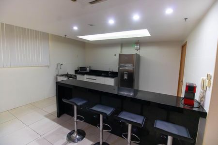 Apartamento à venda com 94m², 2 quartos e 1 vaga Apartamento à venda com 94m², 2 quartos e 1 vagaÁrea comum