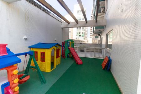 Apartamento à venda com 94m², 2 quartos e 1 vaga Apartamento à venda com 94m², 2 quartos e 1 vagaÁrea comum