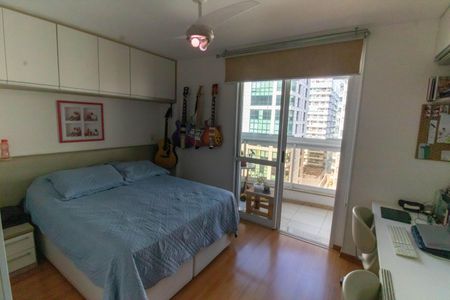 Apartamento à venda com 94m², 2 quartos e 1 vaga Apartamento à venda com 94m², 2 quartos e 1 vagaSuíte