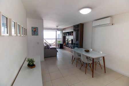 Sala de apartamento à venda com 2 quartos, 94m² em Icaraí, Niterói