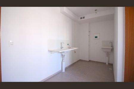 Apartamento para alugar com 2 quartos, 37m² em Vila Antonieta, São Paulo