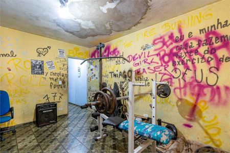 Casa à venda com 3 quartos, 142m² em Jardim Presidente, São Paulo