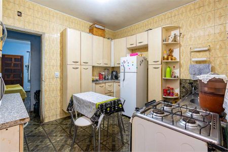 Casa à venda com 3 quartos, 142m² em Jardim Presidente, São Paulo