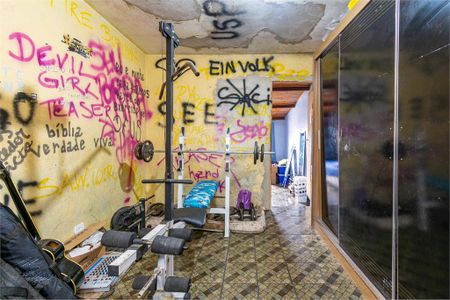 Casa à venda com 3 quartos, 142m² em Jardim Presidente, São Paulo