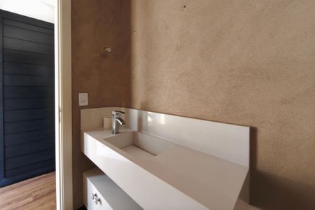 Casa de condomínio para alugar com 234m², 3 quartos e 4 vagasLavabo