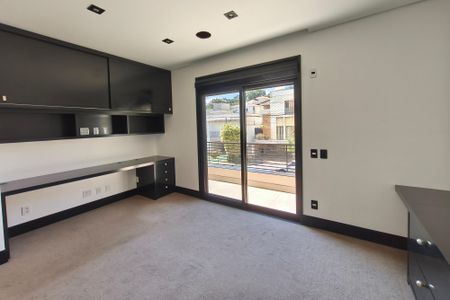 Casa de condomínio para alugar com 234m², 3 quartos e 4 vagasQuarto 2