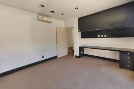 Casa de condomínio para alugar com 234m², 3 quartos e 4 vagasQuarto 2