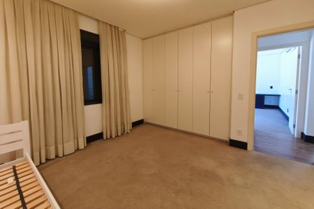 Casa de condomínio para alugar com 234m², 3 quartos e 4 vagasQuarto 3