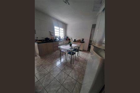 Casa à venda com 5 quartos, 90m² em Jardim Toca, São Paulo