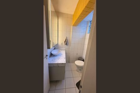 Apartamento para alugar com 67m², 2 quartos e sem vagaBanheiro 