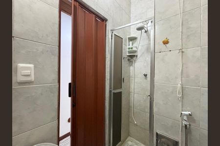 Banheiro de apartamento para alugar com 1 quarto, 18m² em Botafogo, Rio de Janeiro