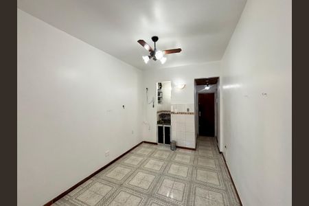 Sala de apartamento para alugar com 1 quarto, 18m² em Botafogo, Rio de Janeiro