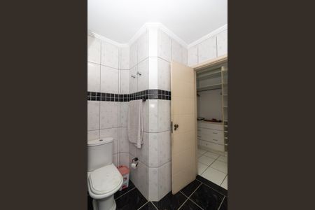 Casa para alugar com 130m², 7 quartos e 4 vagasBanheiro da Suíte 5