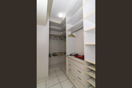 Casa para alugar com 130m², 7 quartos e 4 vagasCloset da Suíte 5