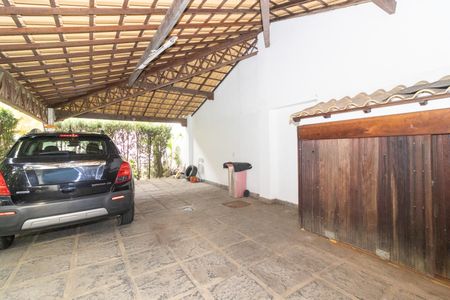 Casa para alugar com 130m², 7 quartos e 4 vagasGaragem