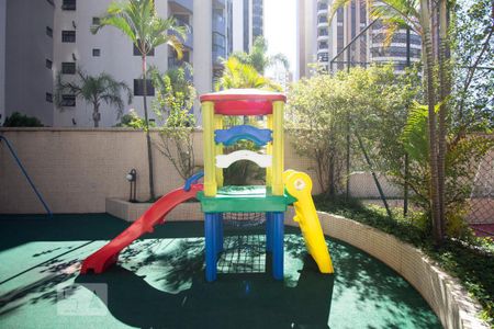 Apartamento à venda com 82m², 2 quartos e 2 vagasPlayground