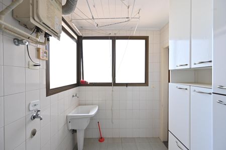 Apartamento à venda com 82m², 2 quartos e 2 vagasLavanderia