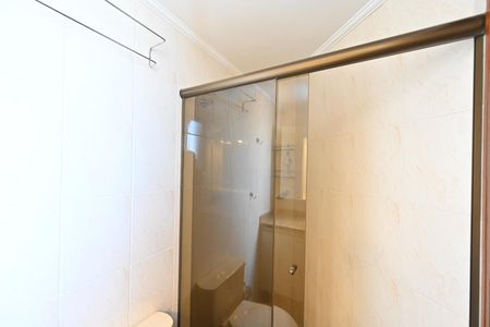 Apartamento à venda com 82m², 2 quartos e 2 vagasBanheiro da Suíte