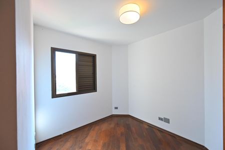 Apartamento à venda com 82m², 2 quartos e 2 vagasQuarto 2