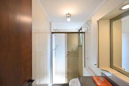 Apartamento à venda com 82m², 2 quartos e 2 vagasBanheiro Social