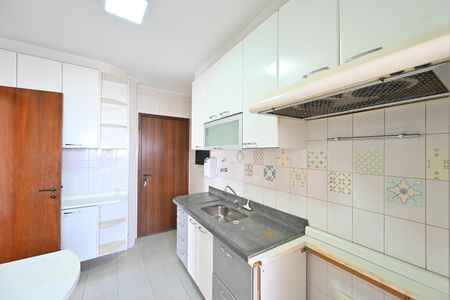 Apartamento à venda com 82m², 2 quartos e 2 vagasCozinha
