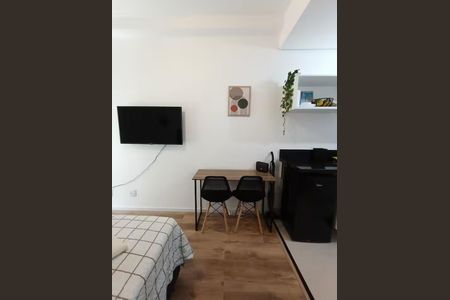 Apartamento à venda com 24m², 1 quarto e sem vagaSala / Quarto