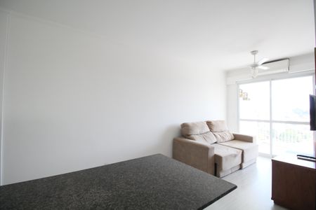 Apartamento para alugar com 68m², 3 quartos e 2 vagasSala