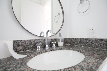 Apartamento para alugar com 68m², 3 quartos e 2 vagasBanheiro 