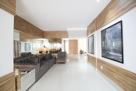 Apartamento para alugar com 68m², 3 quartos e 2 vagasHall social