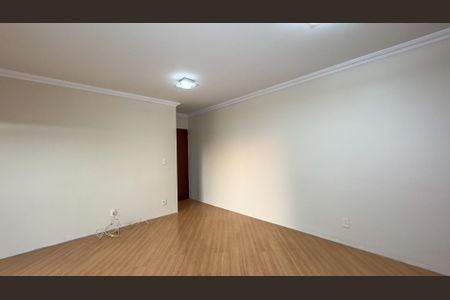 Sala de apartamento à venda com 3 quartos, 65m² em Vila das Belezas, São Paulo