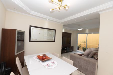 Casa à venda com 131m², 3 quartos e 4 vagasSala de Jantar