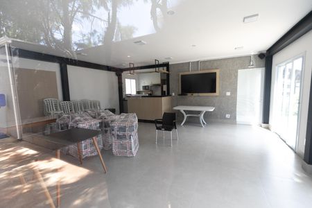Casa à venda com 131m², 3 quartos e 4 vagasSalão Social