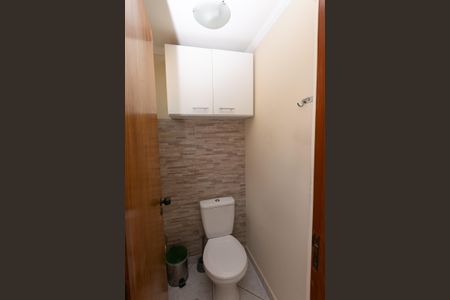 Casa à venda com 131m², 3 quartos e 4 vagasBanheiro de Serviço